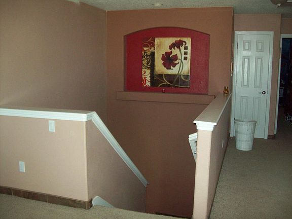 3rd image of 900 Carnival Ct NW
