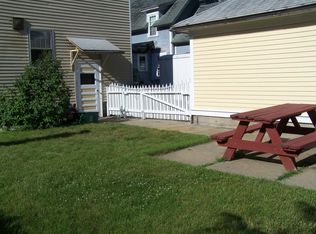 76 McDuffie St, Manchester, NH 03102