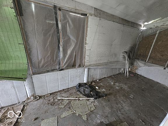 3rd image of 2022 Forkner St