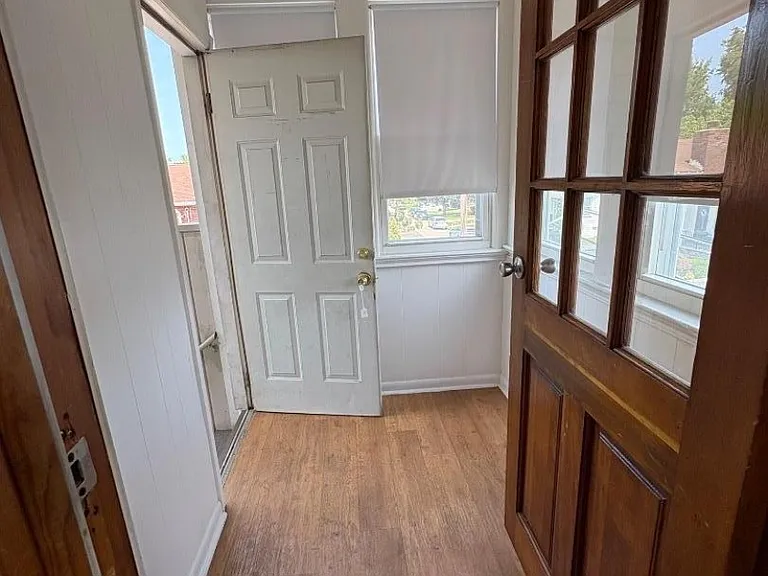 370 Main St — Photo 21