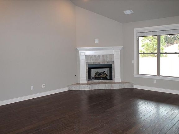 3rd image of 5505 W Canopy Meadows Dr