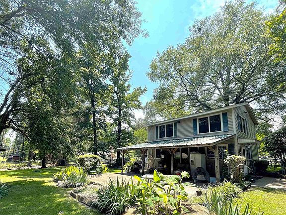 4th image of 4022 Wood St