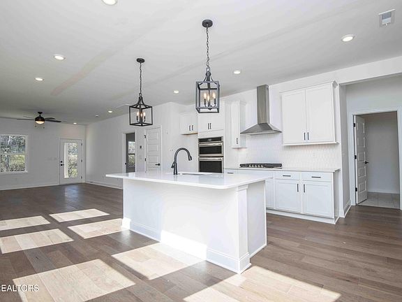 5th image of 12730 Duckfoot Ln Lot 8