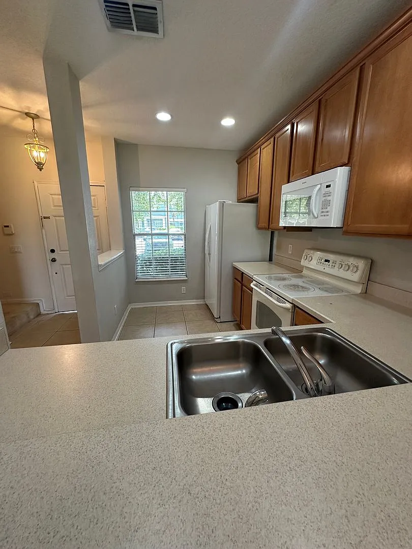 2 Bedroom, 2.5 Bath Condo with Dual Primary Suites Available Now! — Photo 4