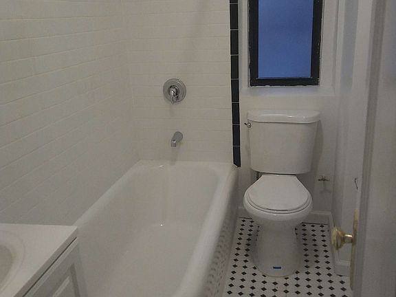 5th image of 3830 Bronx Blvd APT 2E