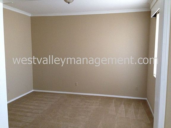 3rd image of 14587 W Cameron Dr