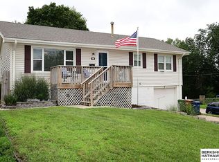 1108 Offutt Blvd, Bellevue, NE 68005