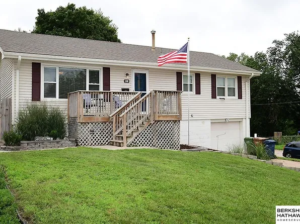 1108 Offutt Blvd, Bellevue, NE 68005