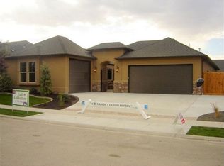 647 E Peach Springs St, Meridian, ID 83646