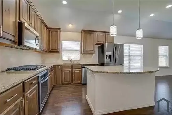 1412 Rose Bud Ct — Photo 6