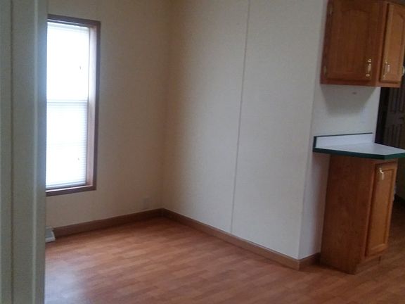 2nd image of 1136 Nottingham Dr