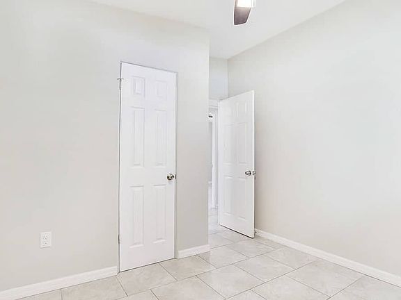 4th image of 3327 Danny Boy Cir