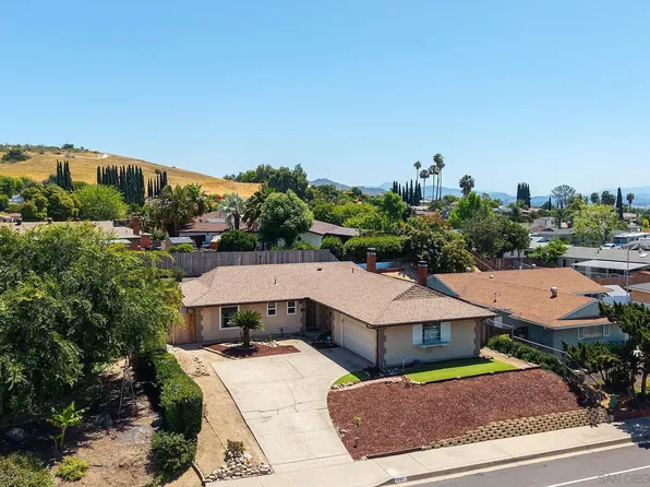 9767 Halberns Blvd, Santee, CA 92071