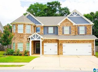 1368 N Wynlake Dr, Alabaster, AL 35007