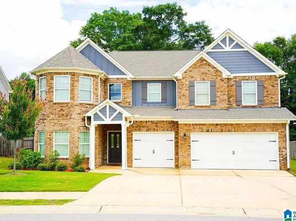 1368 N Wynlake Dr, Alabaster, AL 35007