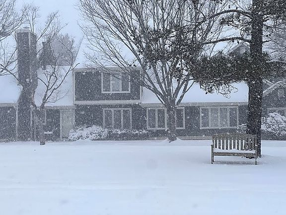 5th image of 3 Village Dr