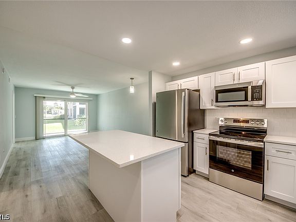 3rd image of 16881 Davis Rd APT 116