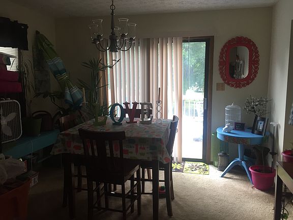 4th image of 1309 Adobe Dr