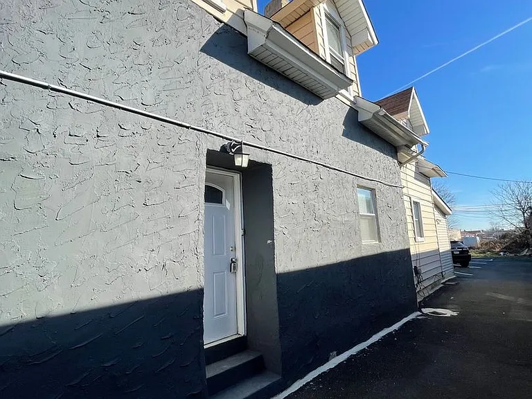 9413 Bustleton Ave #B — Photo 3