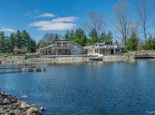 3320 Kilgore Rd, Avoca, MI 48006