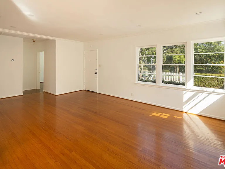 2346 Pearl St — Photo 6