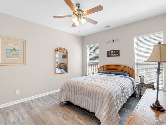 4th image of 383 Plantation Way