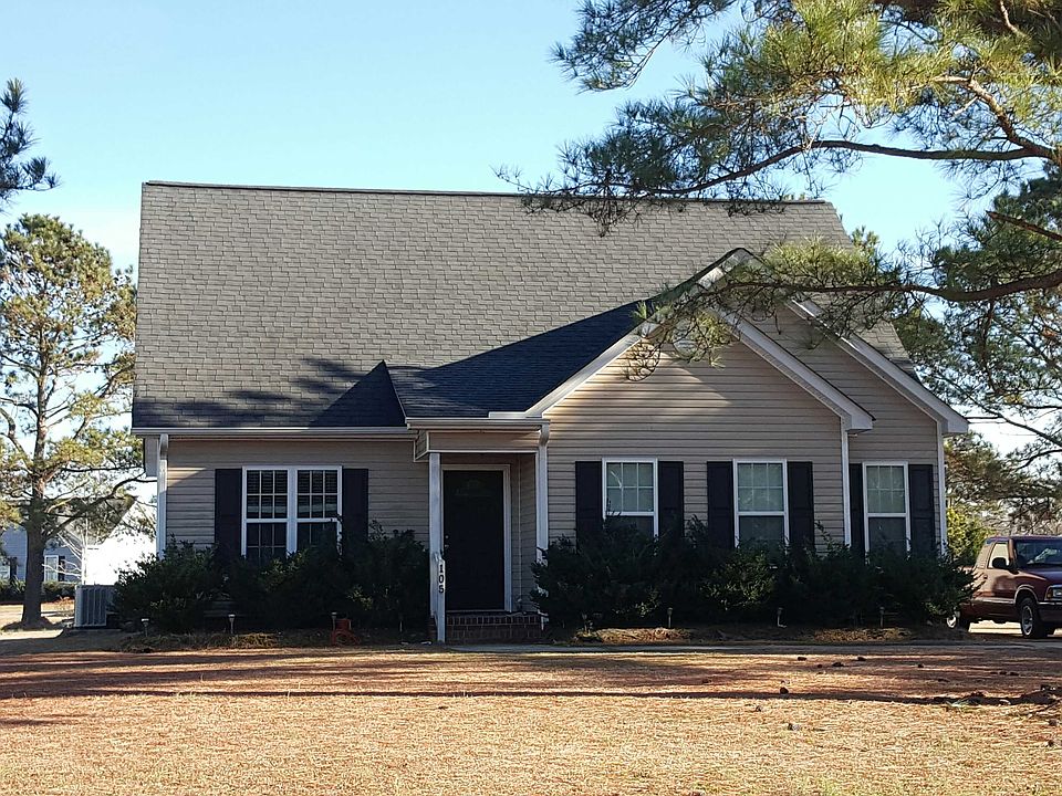 1st image of 105 Steeplechase Dr