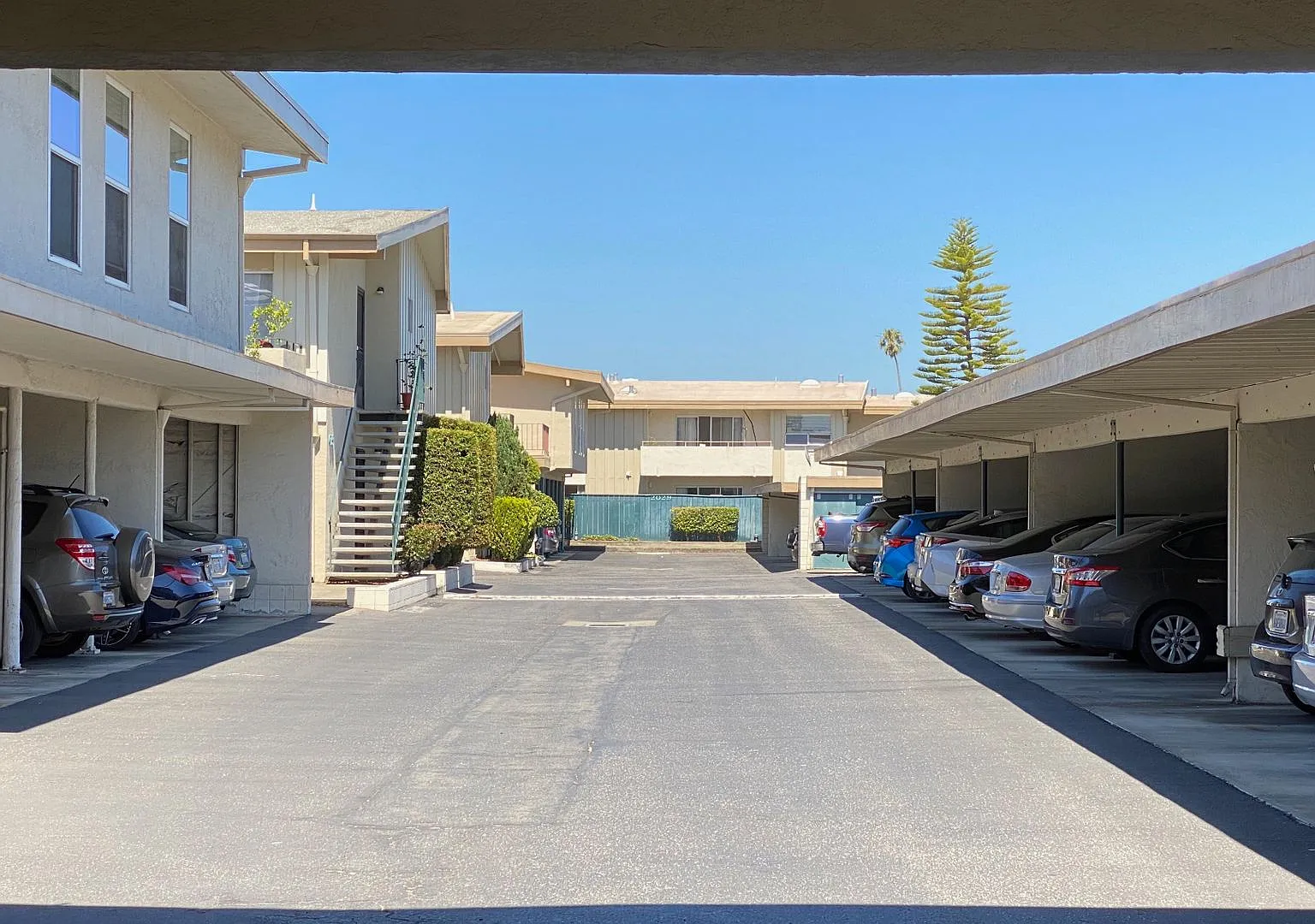 619 Willow #B- 30 % Rental FEE — Photo 4