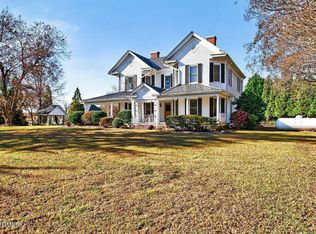 2737 Davis Dr, Cary, NC 27519