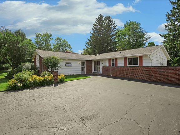 2nd image of 5239 Jamesville Rd