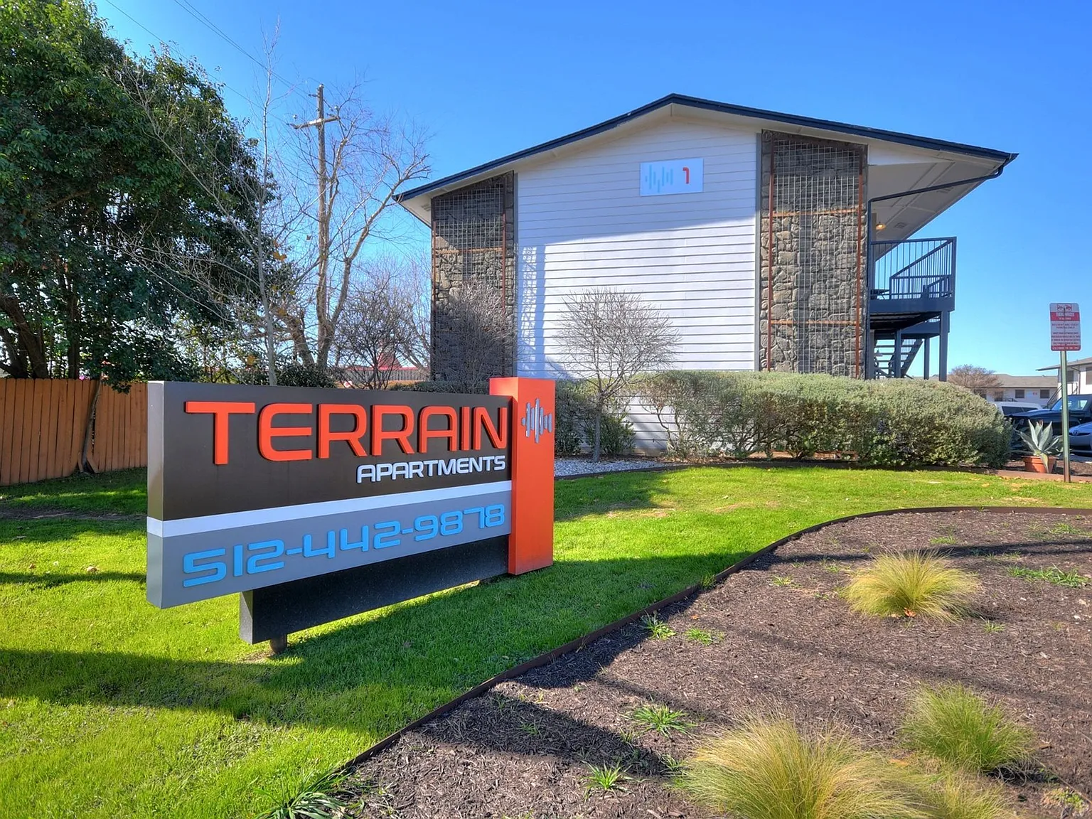 Terrain Apartments — Photo 1
