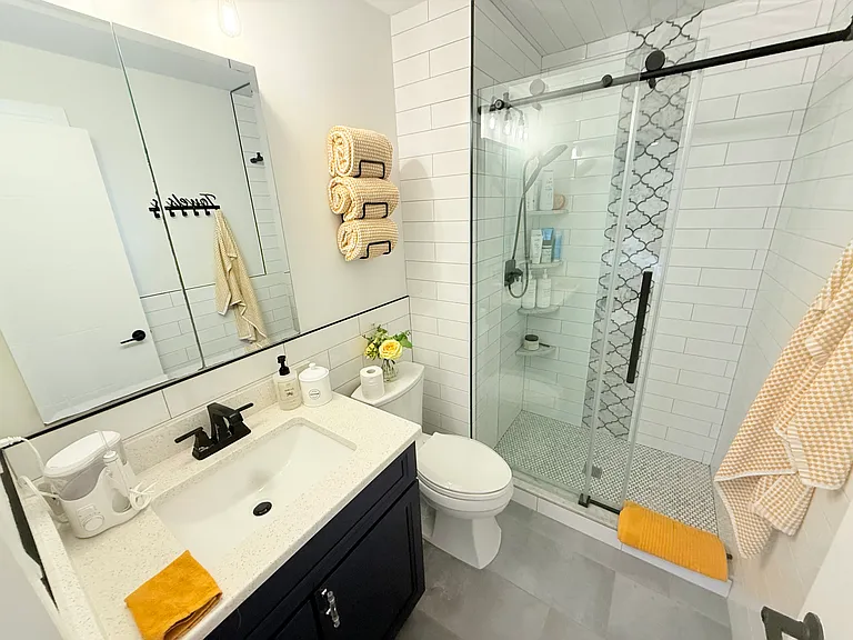 33 Willow Wood Ct #2 — Photo 16