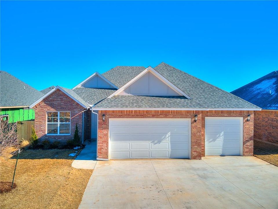 1st image of 16704 Aragon Ln
