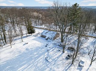 8033 W 116th St, Grant, MI 49327