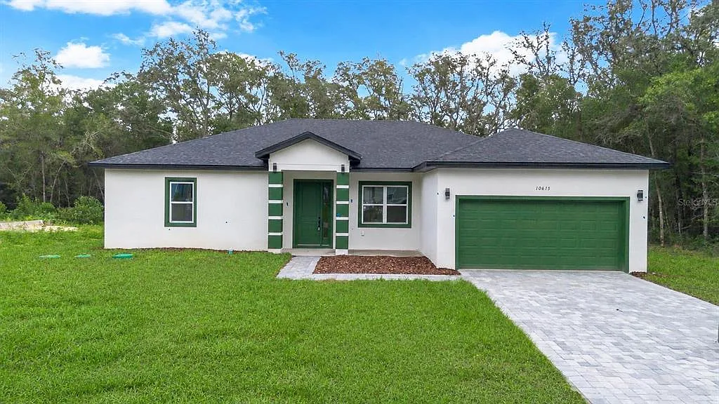 4 bed, 3.0 bath, 1870 sqft, $2,300 — Photo 1