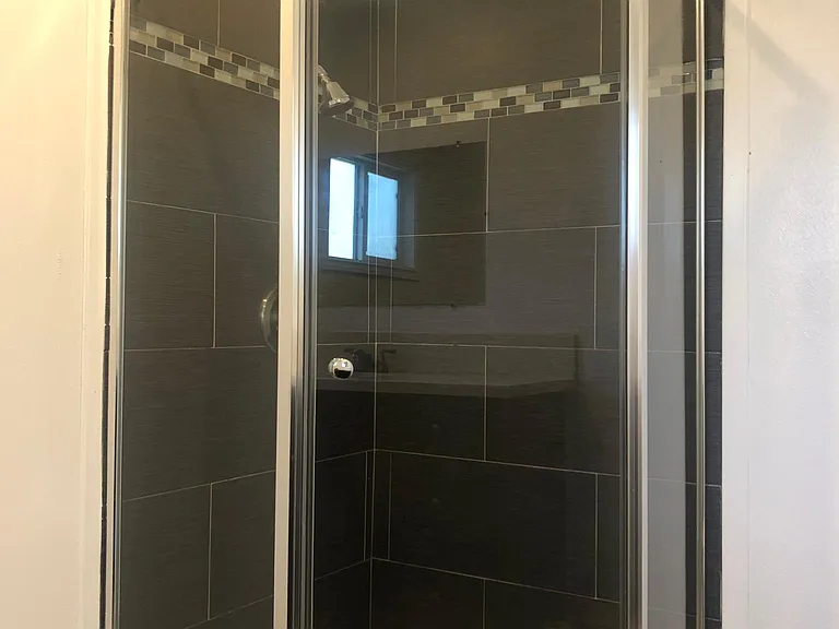 8431 Valencia Dr — Photo 10