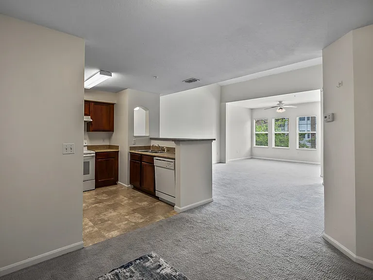 2801 Chancellorsville Dr #1333 — Photo 19