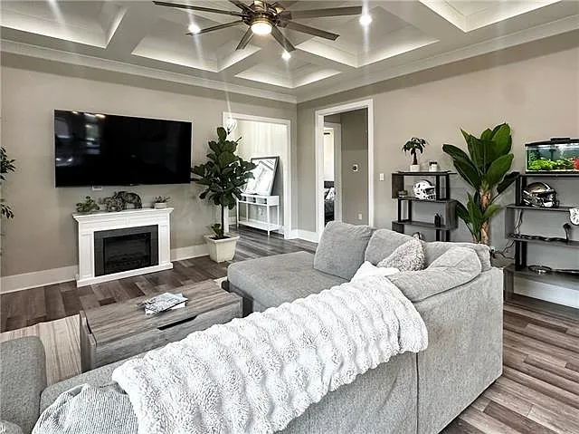 1420 Carnation Ave — Photo 8
