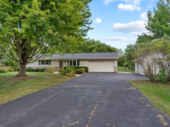 7148 Townline ROAD, West Bend, WI 53090