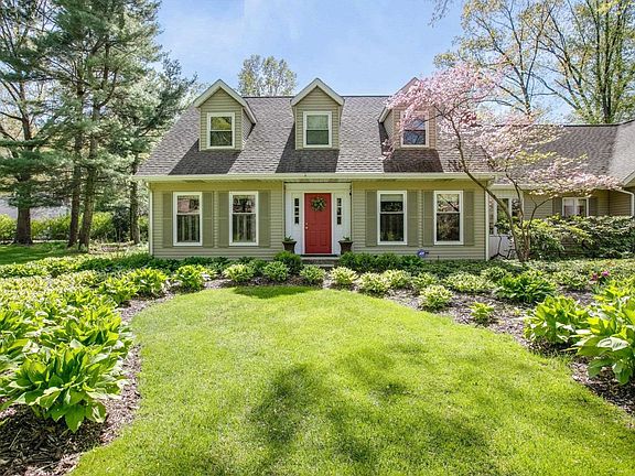 2nd image of 26690 Pleasant Pl