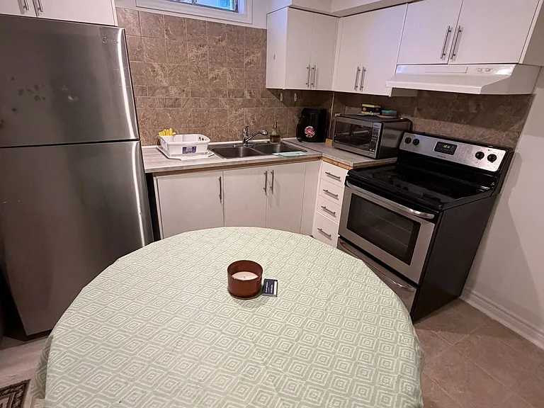 52 Marchwood Cres #BASEMENT — Photo 7