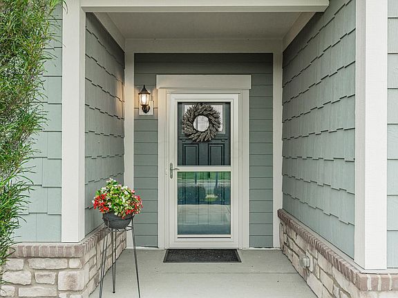 5th image of 10475 Elderberry Dr