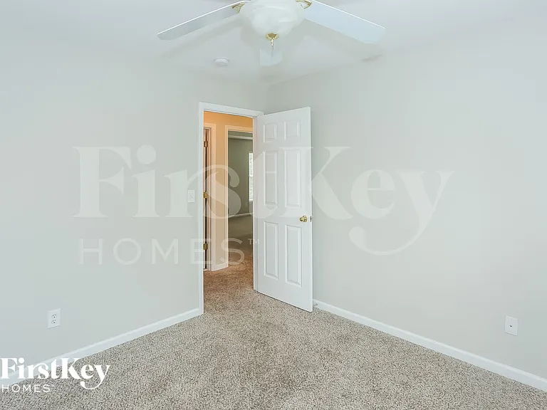 1014 Enderbury Dr — Photo 13
