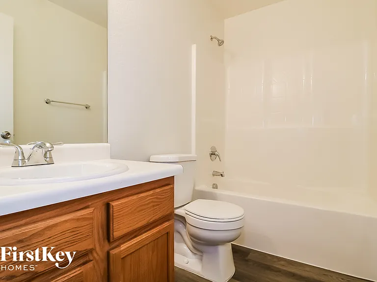 23704 W Huntington Dr — Photo 14