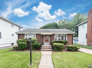 21 Wickers St, Clifton, NJ 07014