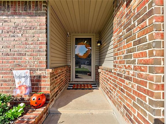 2nd image of 4700 Wagner Lake Dr