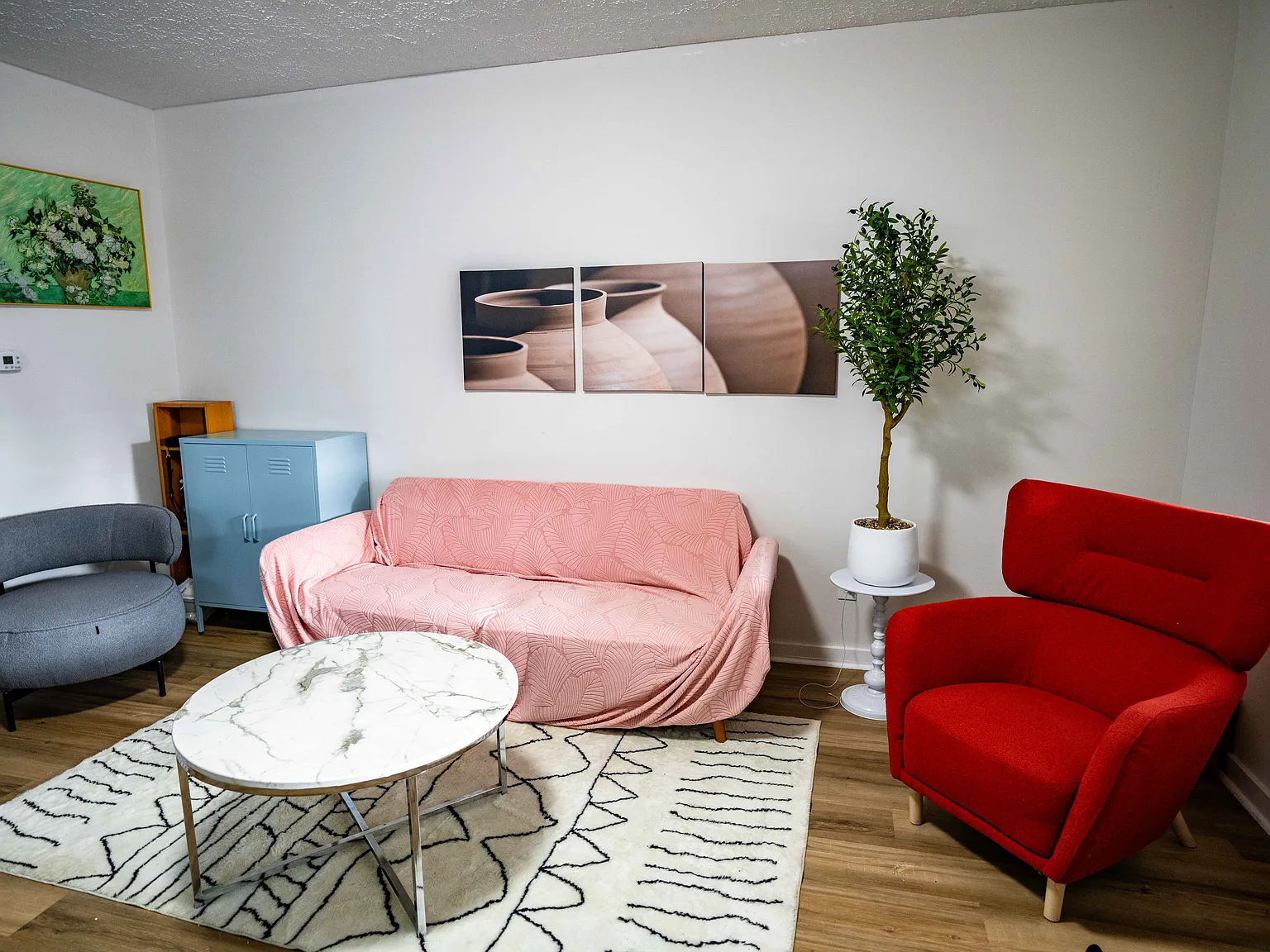 1 bed, 1.5 bath, 2716 sqft, $780 — Photo 4