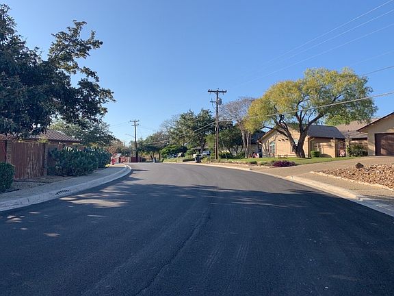 5th image of 8618 Eagle Crest Blvd