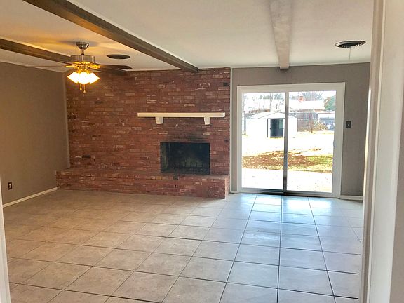 5th image of 2810 Lambeth Way