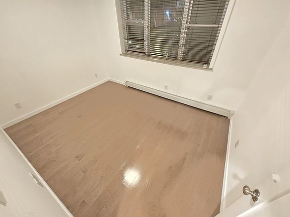 5th image of 1278 85th St APT 1